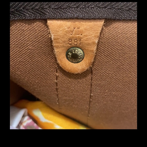 Bundle lot of 3 authentic Louis Vuitton bags Keepall 45 Keepall 50 and Deauville - Picture 12 of 12